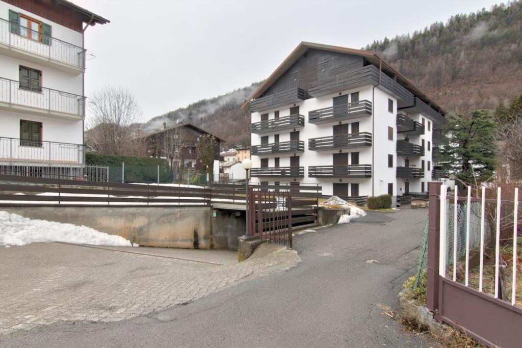 Aprica Alpine Loft Centralita E Park Free Exteriér fotografie